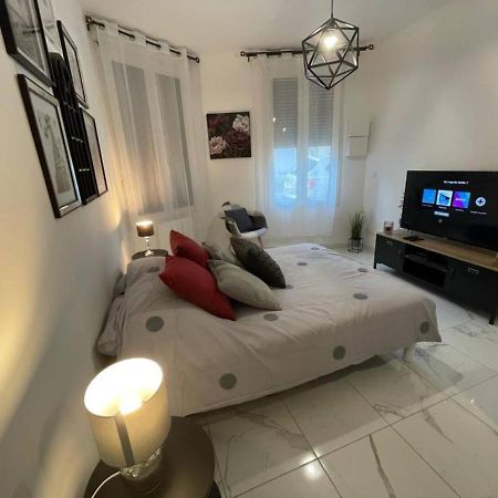 Le Dolce Vita - Centre Historique, Proche Toutes Commodites, Stationnement Aise, Wifi-Netflix Niort Zewnętrze zdjęcie
