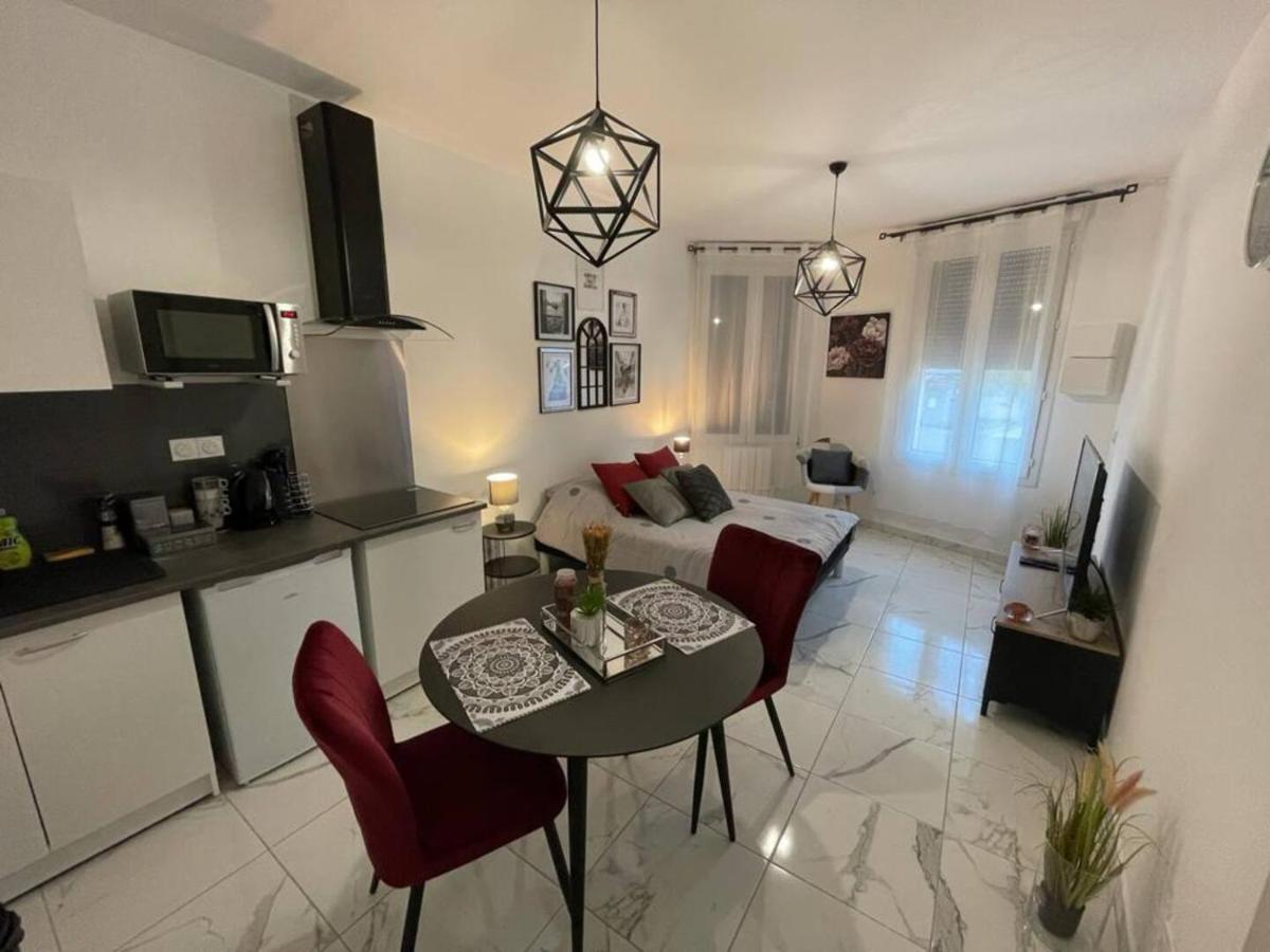 Le Dolce Vita - Centre Historique, Proche Toutes Commodites, Stationnement Aise, Wifi-Netflix Niort Zewnętrze zdjęcie