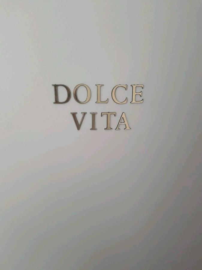 Le Dolce Vita - Centre Historique, Proche Toutes Commodites, Stationnement Aise, Wifi-Netflix Niort Zewnętrze zdjęcie